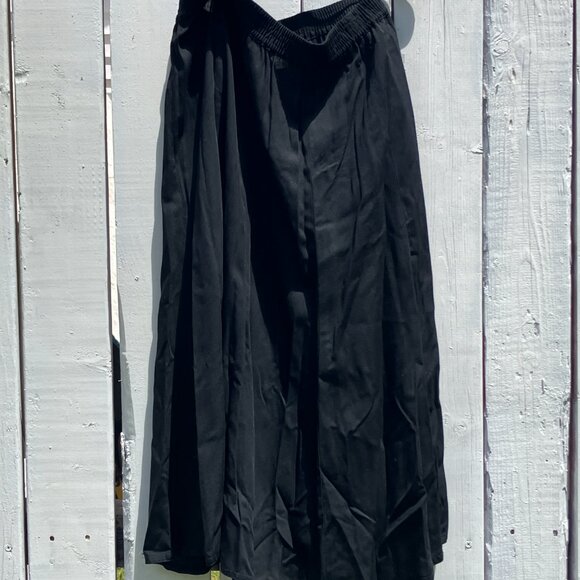 Liz Claiborne skirt, black medium - Picture 3 of 6